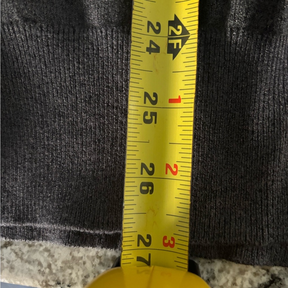 Torrid NEW W/O tags Women's Pullover Sweater Gray V-Neck Soft - Picture 8 of 8